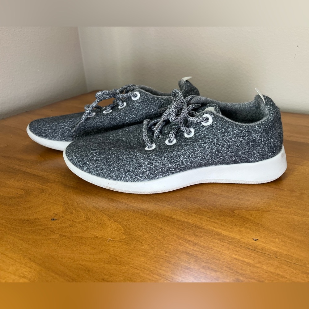 Allbirds Women’s Wool Runners, Natural Gray - Picture 2 of 5